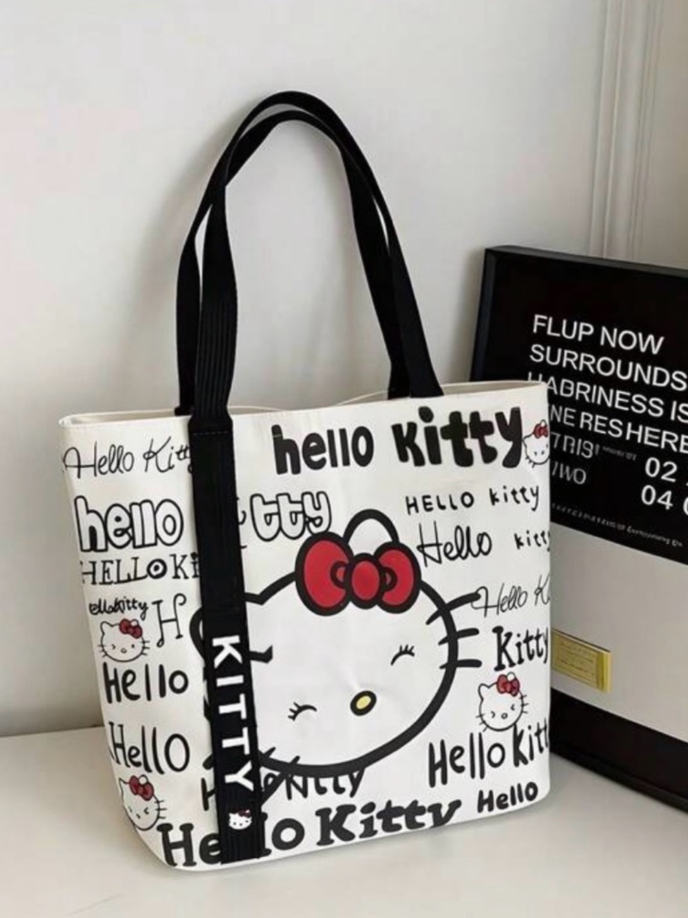 NWT SANRIO Hello Kitty Women's Large Tote Bag